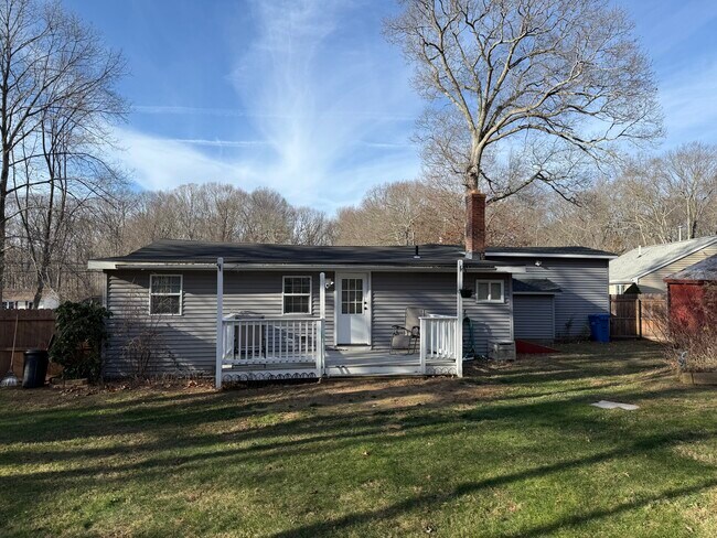 Foto del edificio - 244 E High St