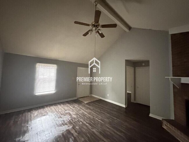Foto del edificio - 2582 Arborgreen Cove