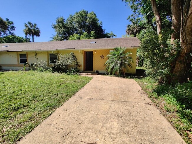 Building Photo - 51 St Johanna Dr