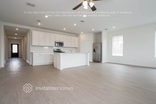 Building Photo - 345 Sedalia Trl