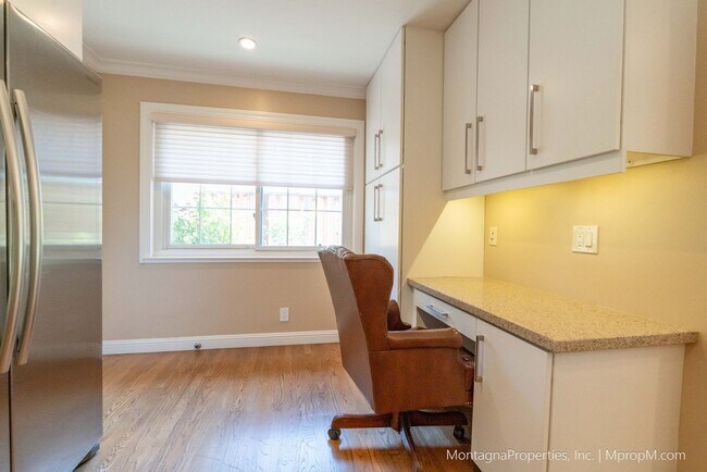 Building Photo - Remodeled single story Willow Glen home wi...