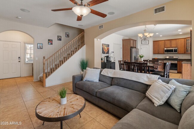 Foto del edificio - 2331 E Sunland Ave