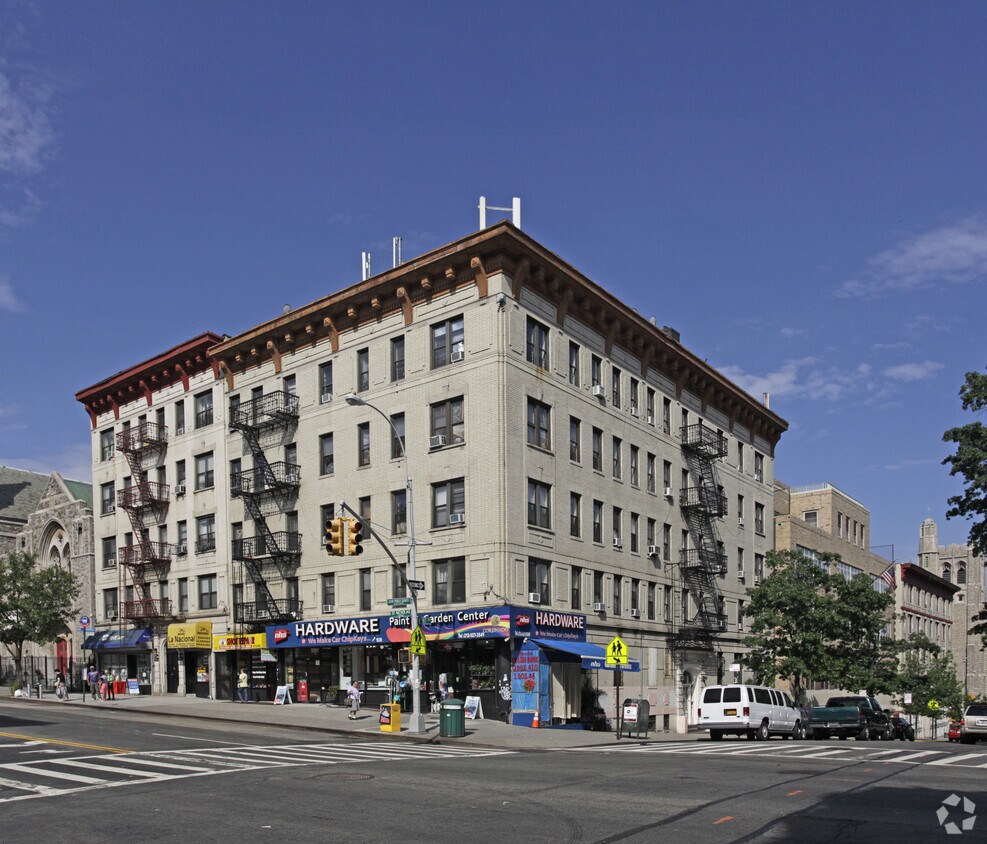 Primary Photo - 600 W 187th St