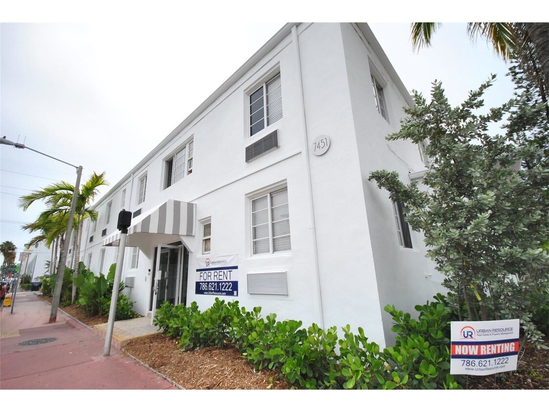 Primary Photo - 7451 Harding Ave