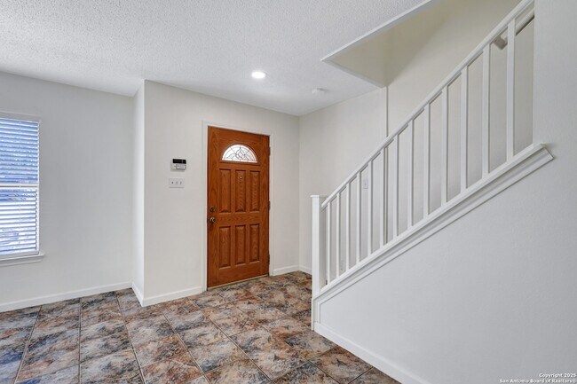 Foto del edificio - 10206 Windstone Creek