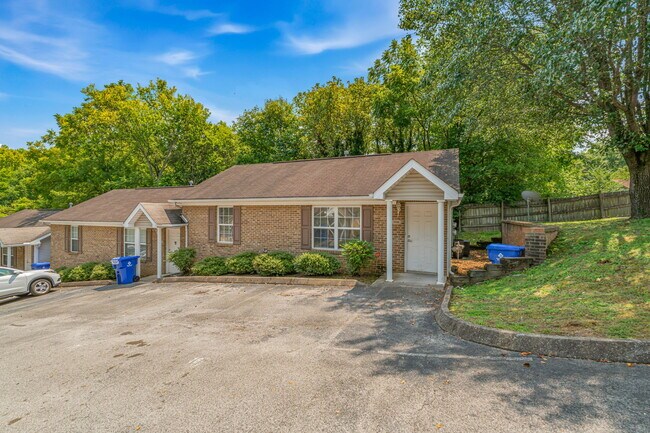 Foto del edificio - 3516 Acorn Woods Way,