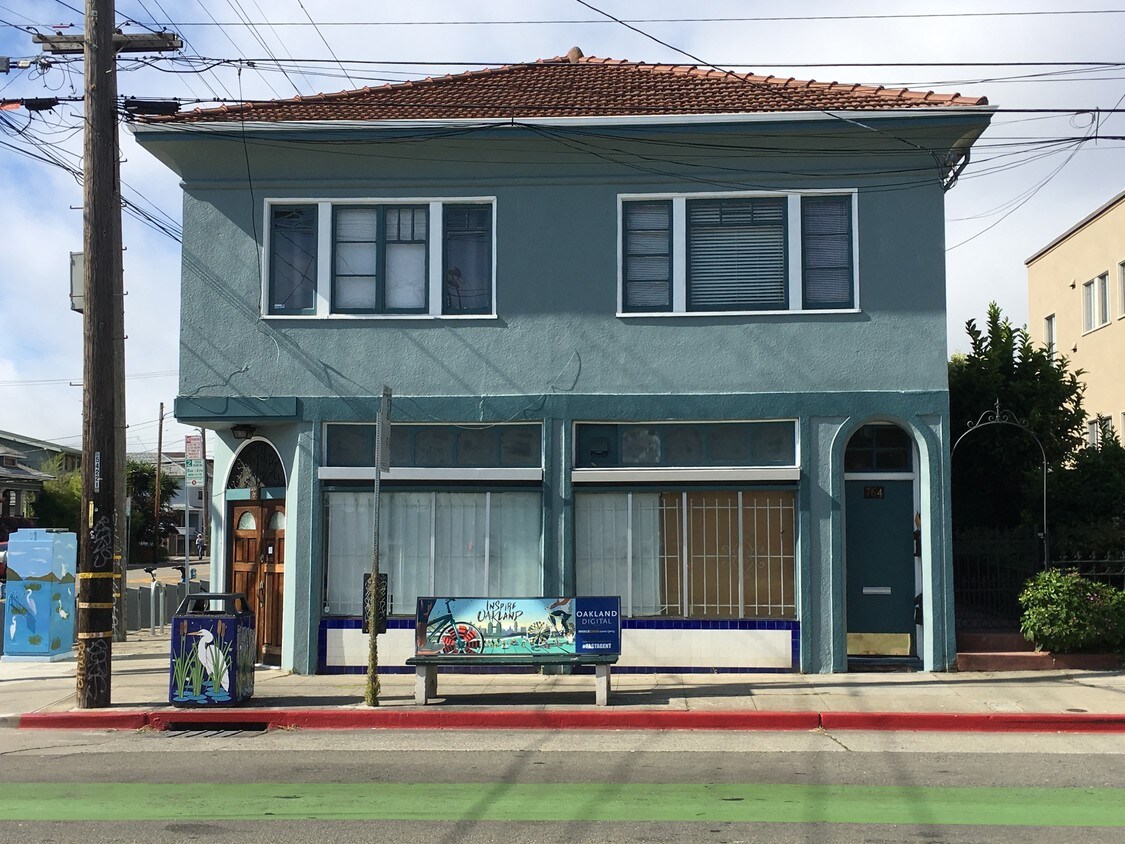 Exterior - 768 40th St