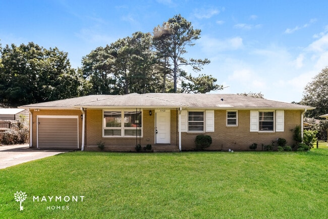 Building Photo - 7708 Saxon Dr SW