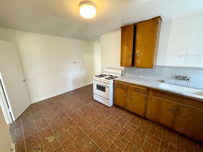Foto del edificio - 980-982 Oakland Street