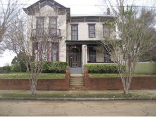 Primary Photo - 1203 Harris St
