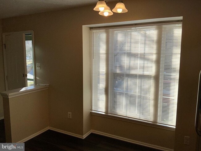 Foto del edificio - 20517 Lowfield Dr