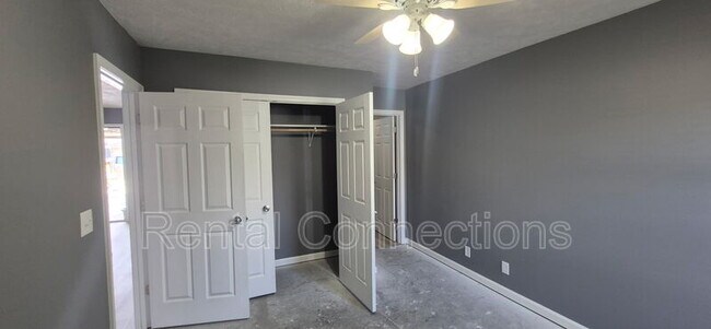 Foto del edificio - 1306 W Mack Ave