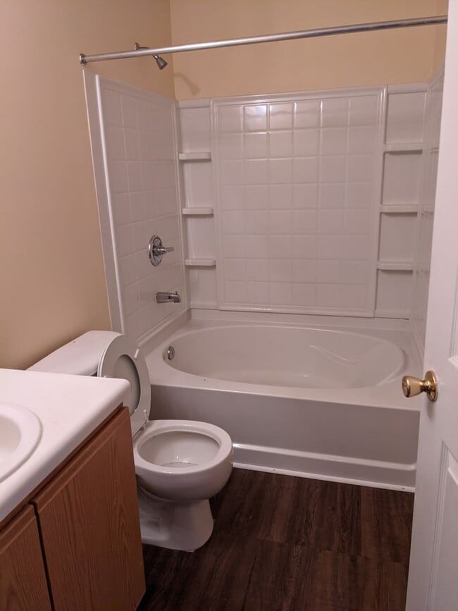 Building Photo - 2201 Waldrop Pl