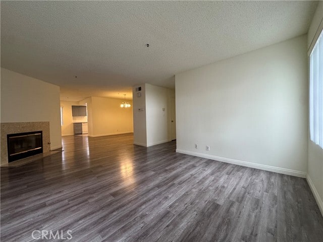 Foto del edificio - 223 N Olive Ave