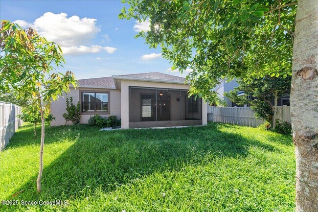 Building Photo - 2721 Casterton Dr