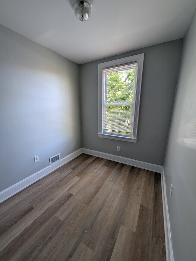 Foto del edificio - 636 Lamont St NW