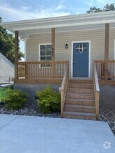 Building Photo - 906 Fort Totten Dr