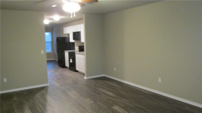 Building Photo - 5106 SW Fieldstone Ln
