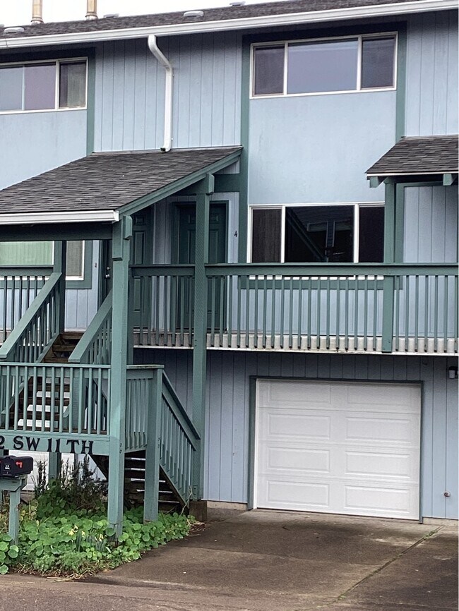 Foto del edificio - 912 SW 11th St