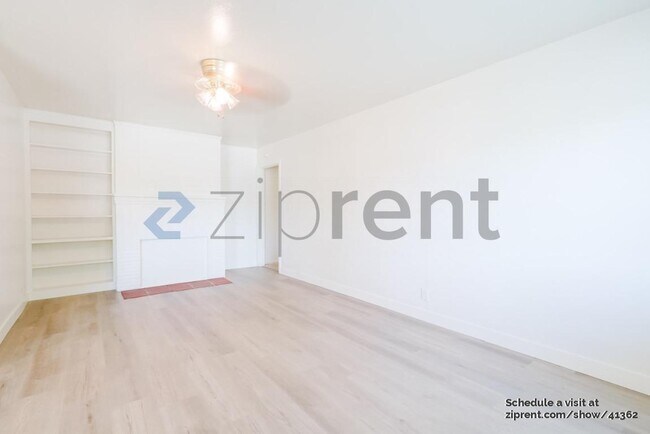 Foto del edificio - 1681 Rockrose Rd