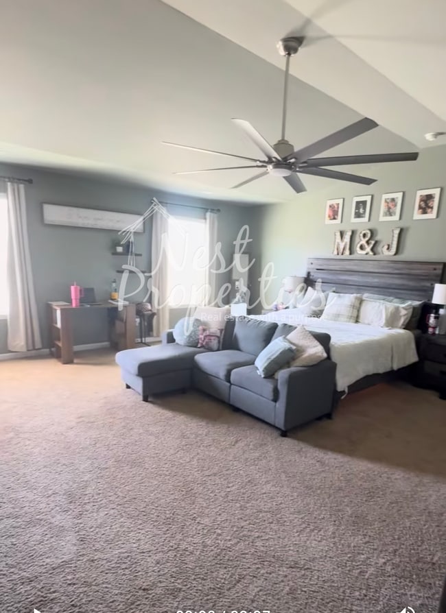 Building Photo - 413 Pine Log Run