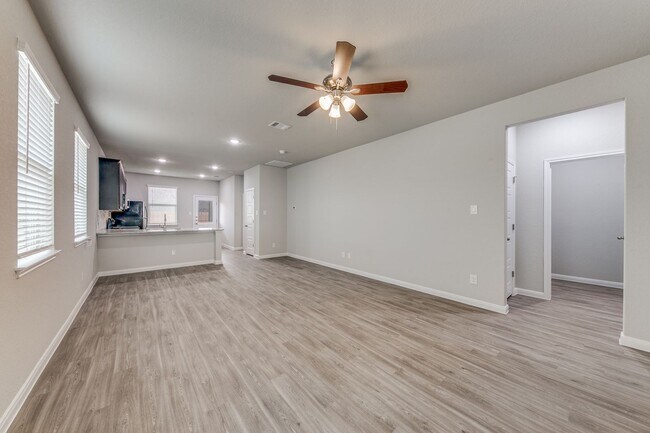Foto del edificio - Gorgeous 3/2.5 on cul-de-sac in Cibolo wit...