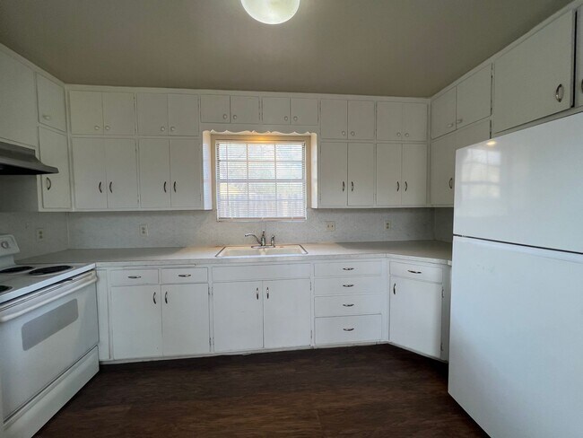 Foto del edificio - 2216 22nd St