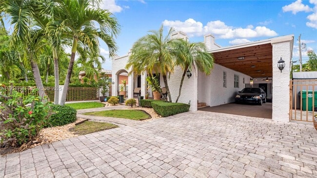 Foto del edificio - 2271 SW 25th St