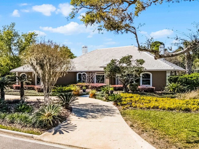 Orlando - 4 Bedroom, 3.5 Bathrooms – $4,59... - Orlando - 4 Bedroom, 3.5 Bathrooms – $4,59... House