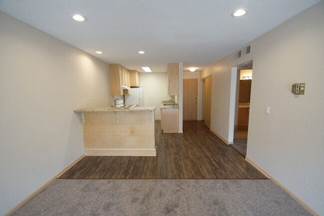 Foto del edificio - 1260 Larpenteur Ave W