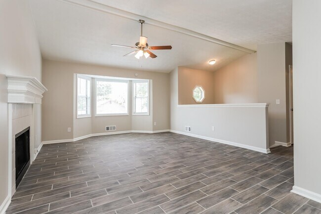 Foto del edificio - 408 Sheppard Crossing Ct