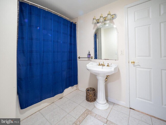 Building Photo - 20045 Fields Mill Rd