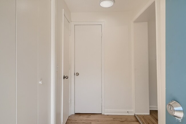 Foto del edificio - 2225 Dodson Drive