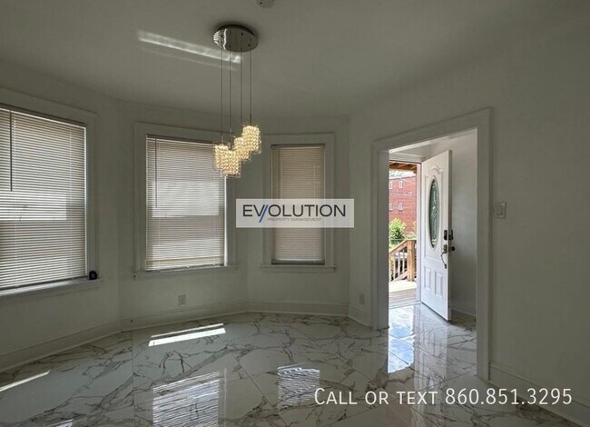 Foto del edificio - 54 Ward Pl