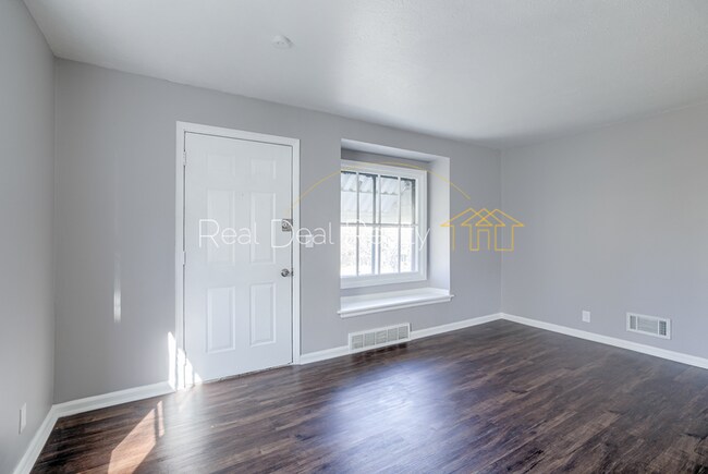 Foto del edificio - 3717 N 42nd St