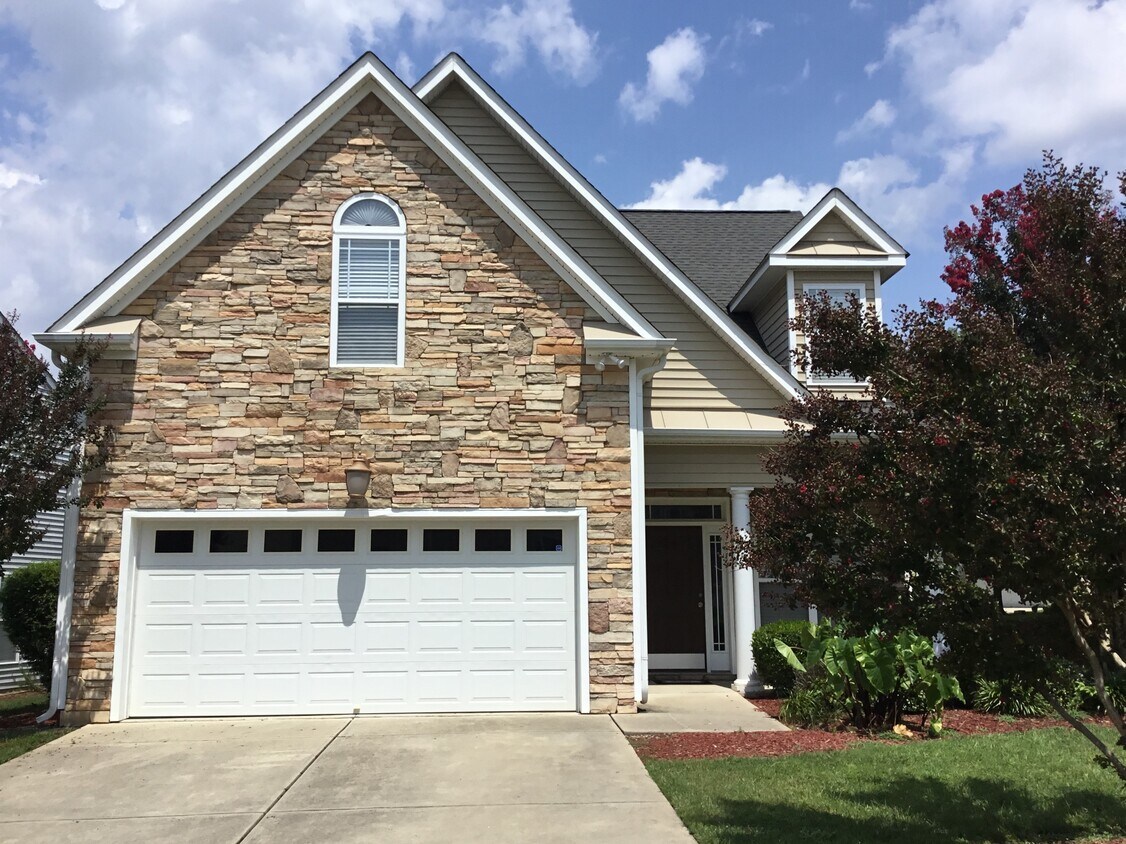 Foto principal - 3204 Neuse Crossing Dr