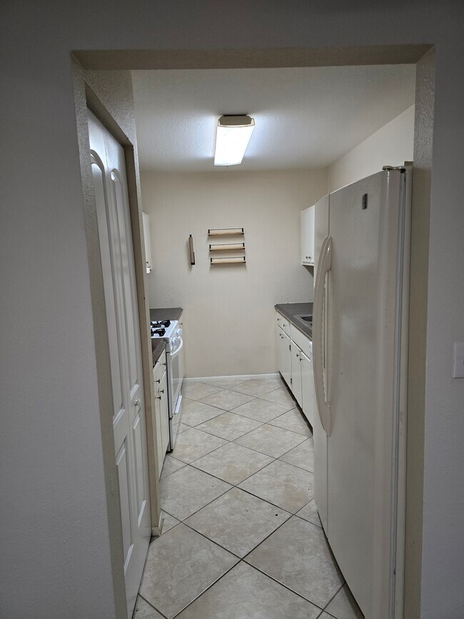 Foto del edificio - 2065 Isle Royal Ct SE