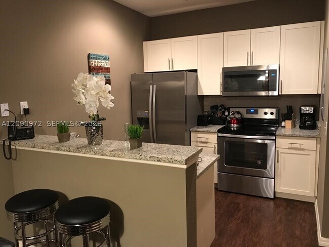 Foto del edificio - 8987 Shine Dr