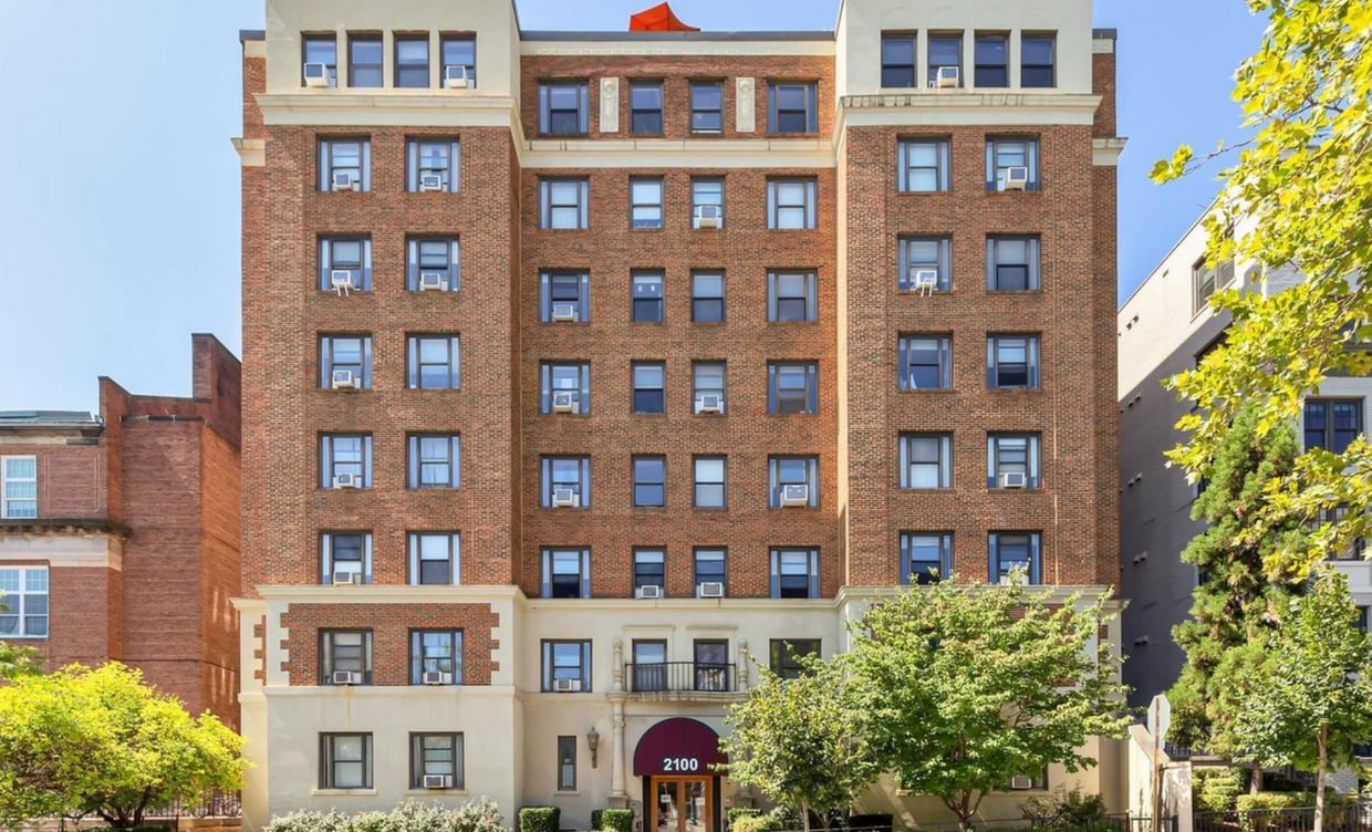 Photo - 2100 19th St NW (Washington, DC)