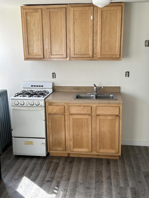 Building Photo - 632 Howard Pl