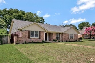 Building Photo - 2509 Morrison Dr