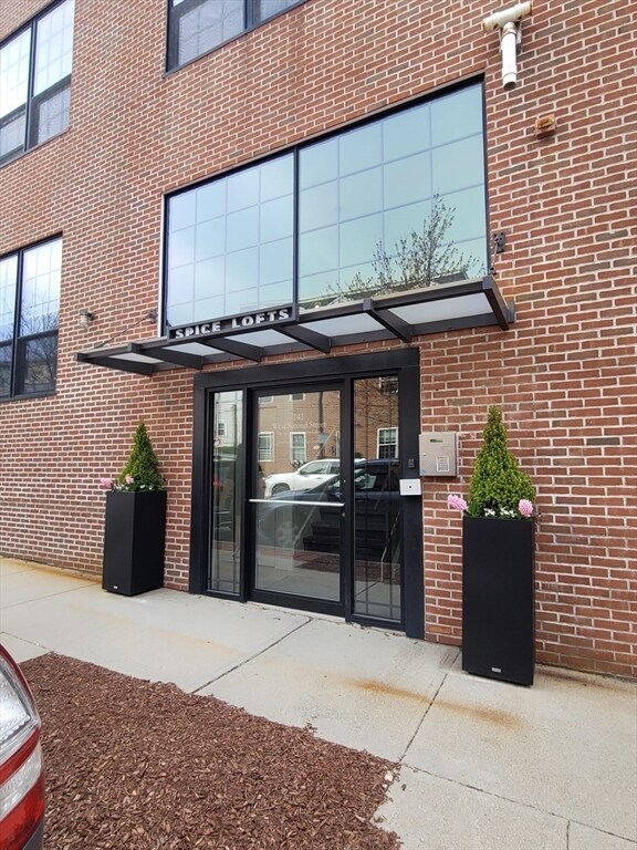 Building Photo - 141 W 2nd St