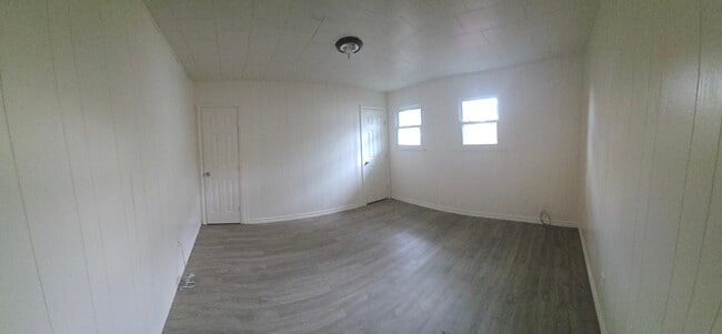 Building Photo - 1033 Dunaway St