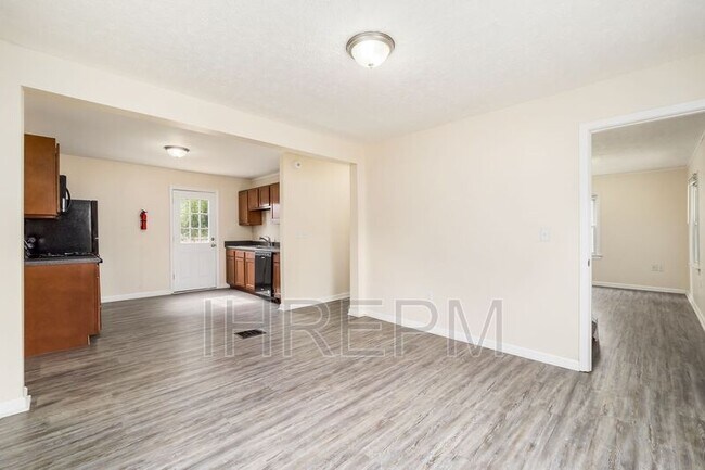 Foto del edificio - 830 Chestershire Rd