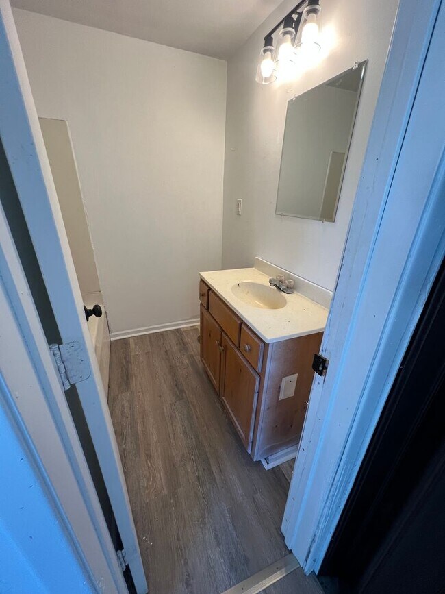 Foto del edificio - 3 bed /2 bath single family rental home fo...