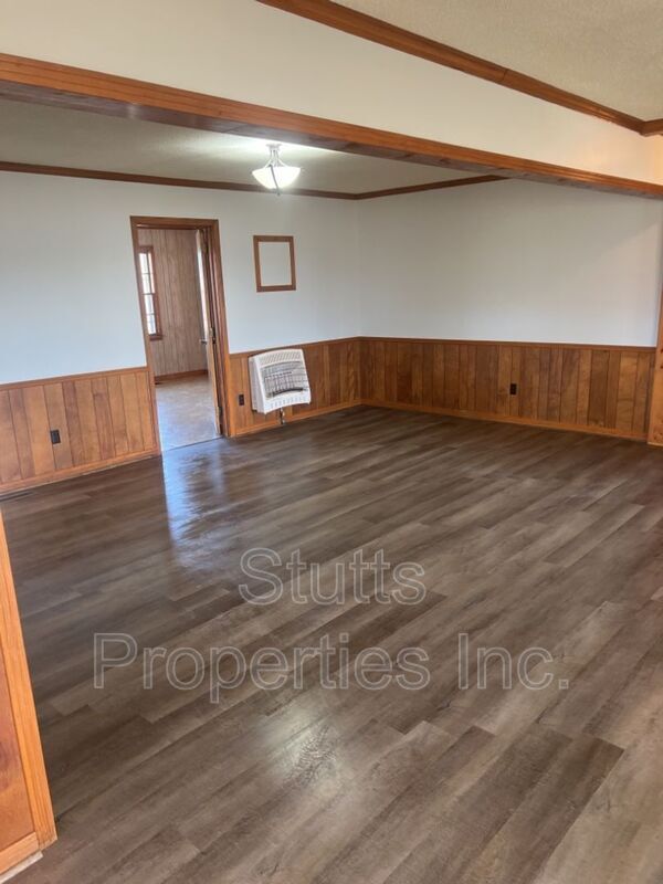 Building Photo - 680 Co Rd 84