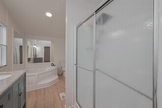 Building Photo - 16282 Wild Oak Ln