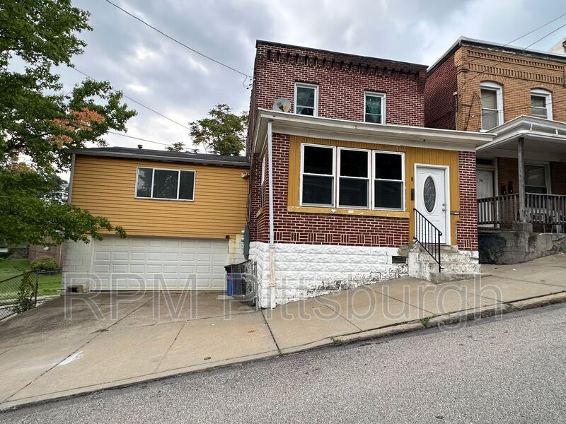 Foto principal - 705 Cherokee St