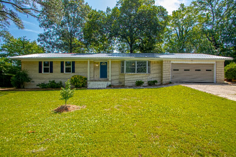 Foto principal - 1209 N Olive St