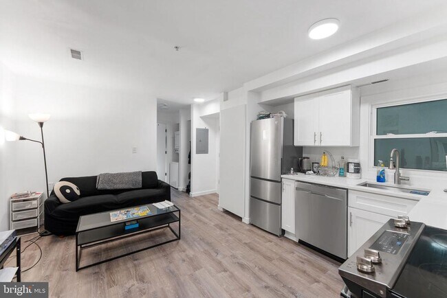 Foto del edificio - 1119 6th St NW